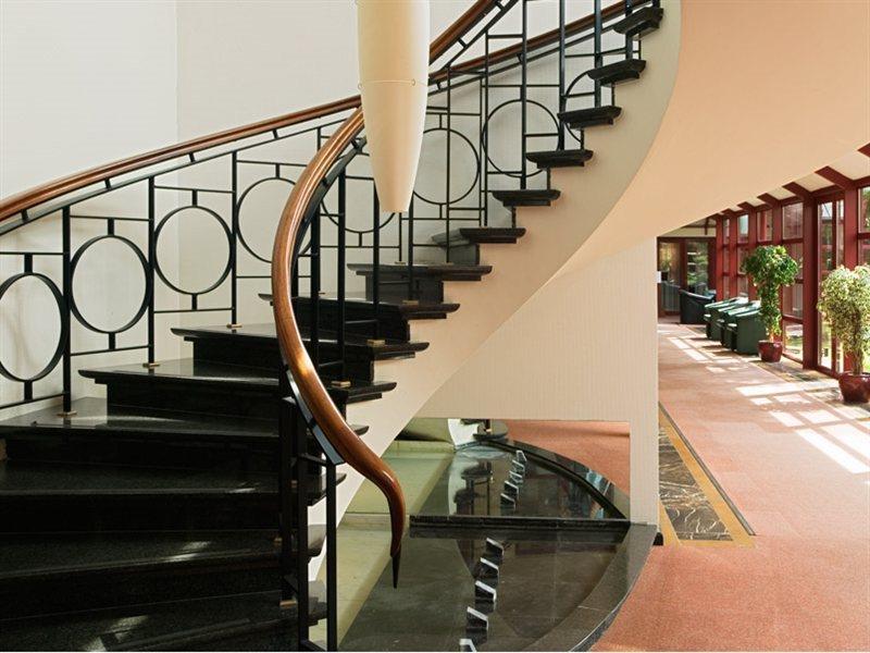 Golden Tulip De' Medici